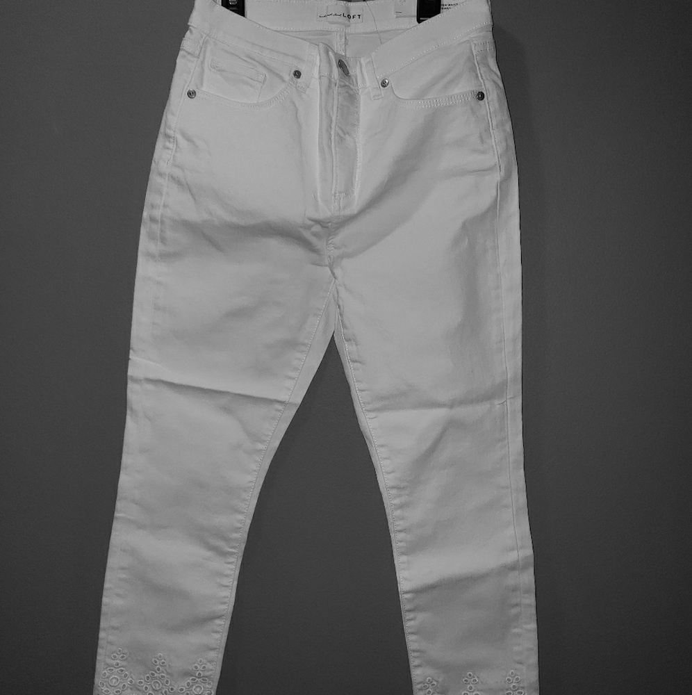 LOFT Jeans-white size 6p/28 NWT